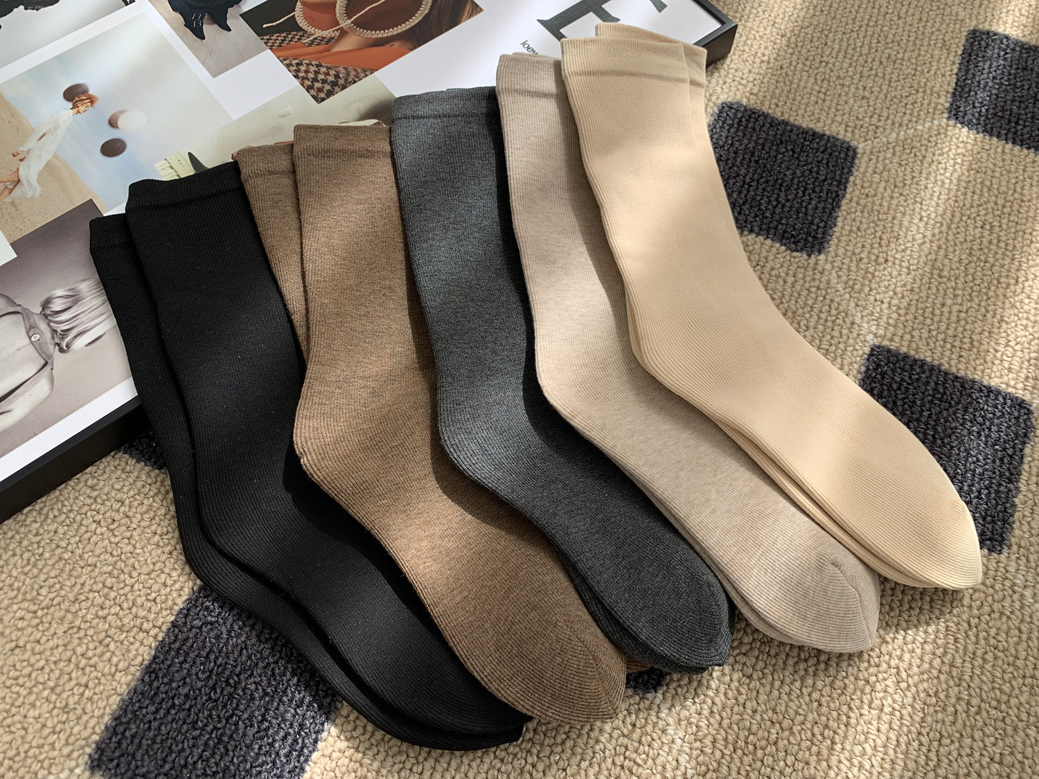 Unisex couple style fleece and thickened warm snow socks, mid-length home cotton socks, postpartum socks, floor socks pic 22