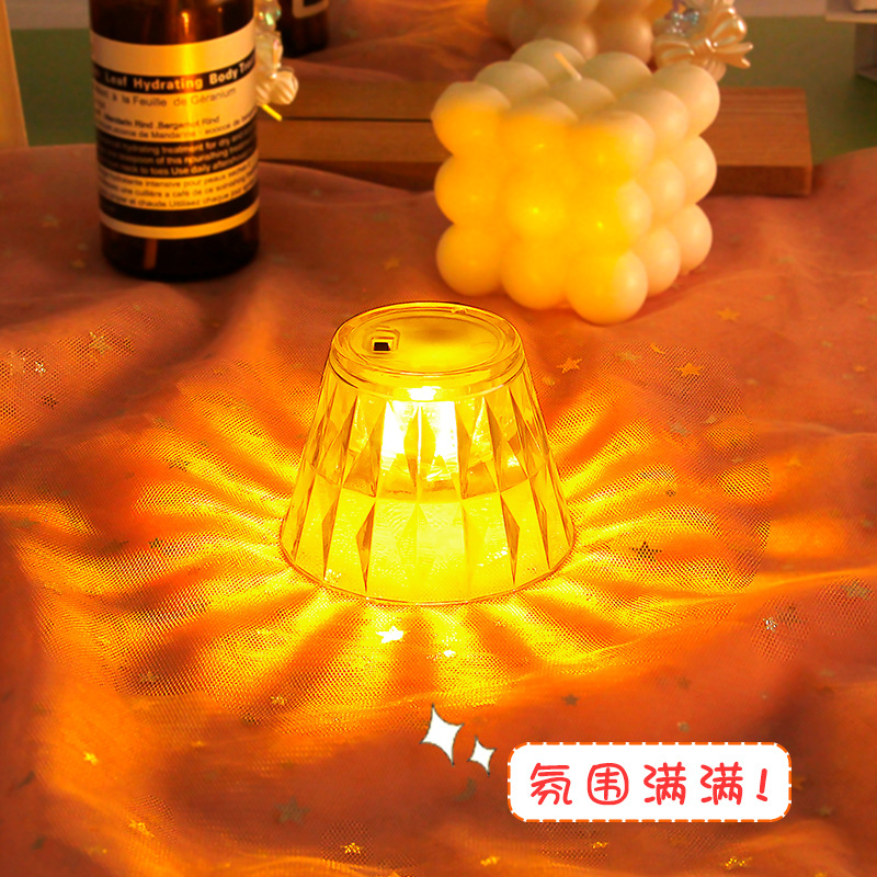 抖音网红款工厂直销爆款LEO钻石小台灯 卧室氛围生日礼品灯详情7