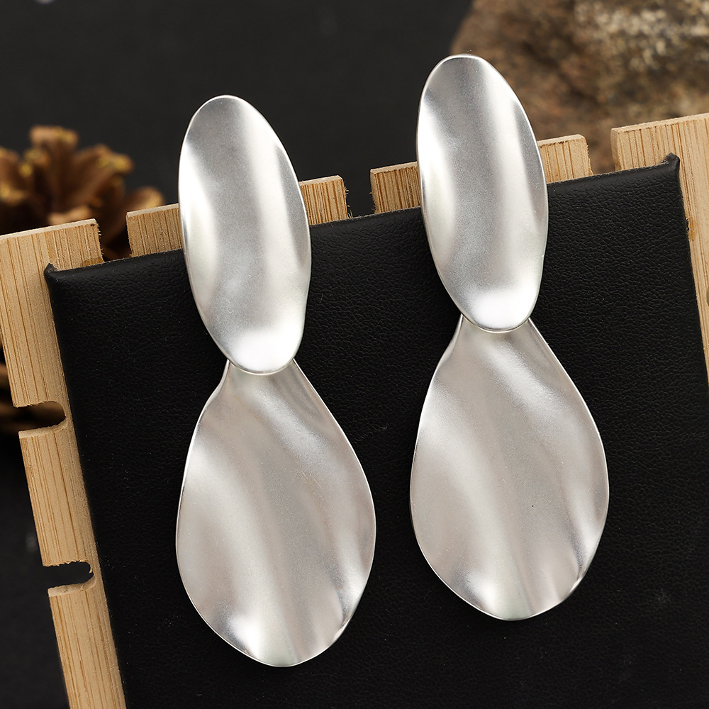 童翎亚马逊热销跨境欧美大气夸张耳坠时尚百搭几何金属中长款耳针批发详情19