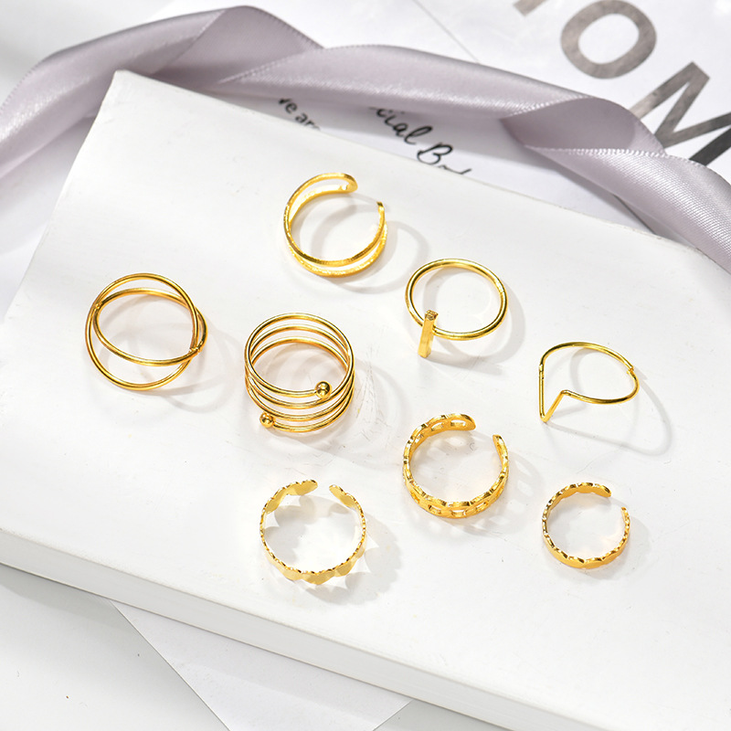 Southeast Asian cross-border ring set: Golden creative hollowed-out, elegant and versatile ring, personalized couple ring combination pic 4