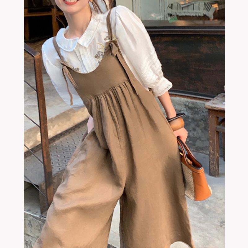 The new short-sleeved loose chiffon shirt for Spring and Summer 2022 is sweet and stylish, with floral embroidery. It can be sent by a professional for women pic 3