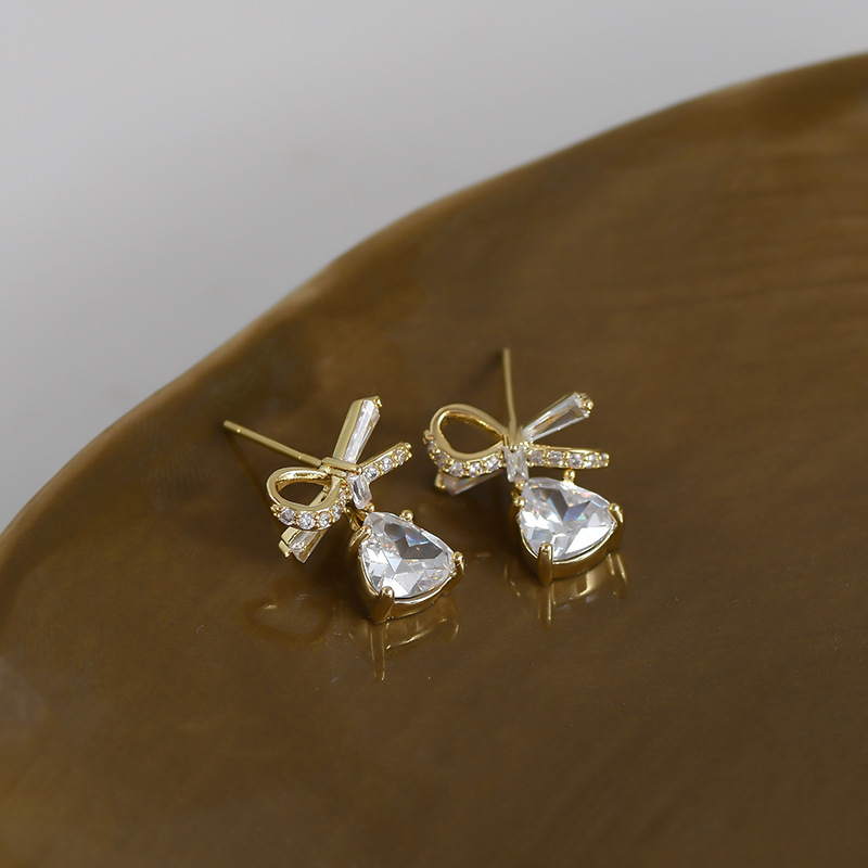 韩版时尚气质耳钉女S925银针小众设计感蝴蝶结耳饰ins风方糖耳坠详情8