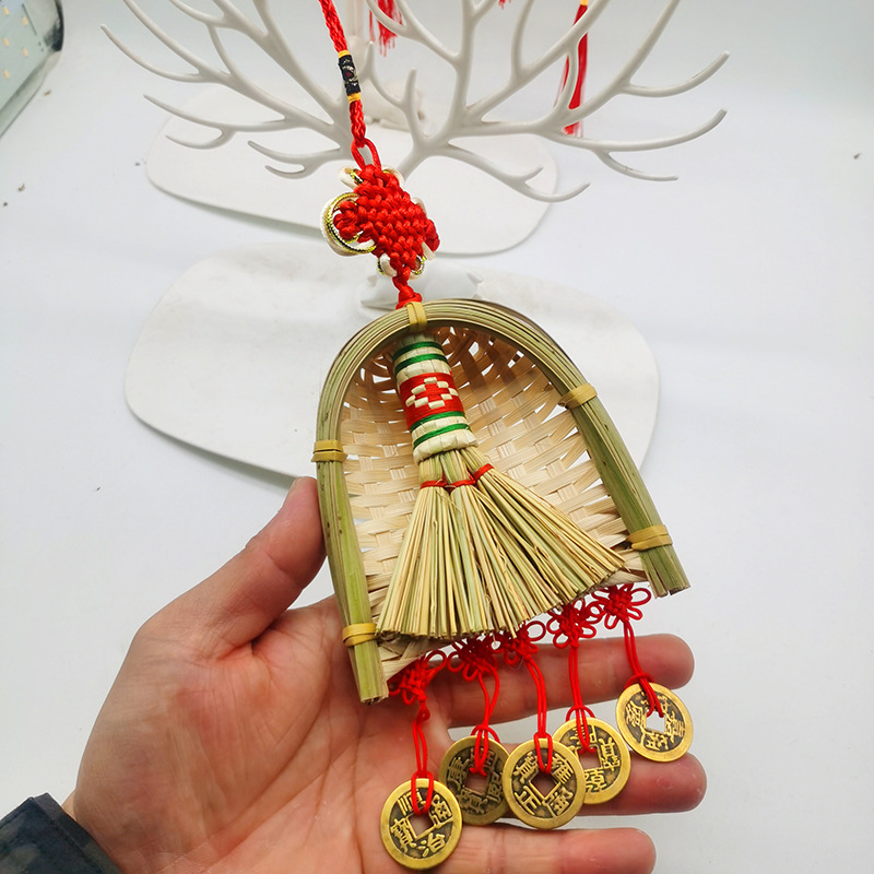 Copper coins, small brooms, dustpans, hanging ornaments, door decorations for moving into a new home, indoor hanging ornaments, TV wall decorations for the Qingming and Dragon Boat festivals pic 50