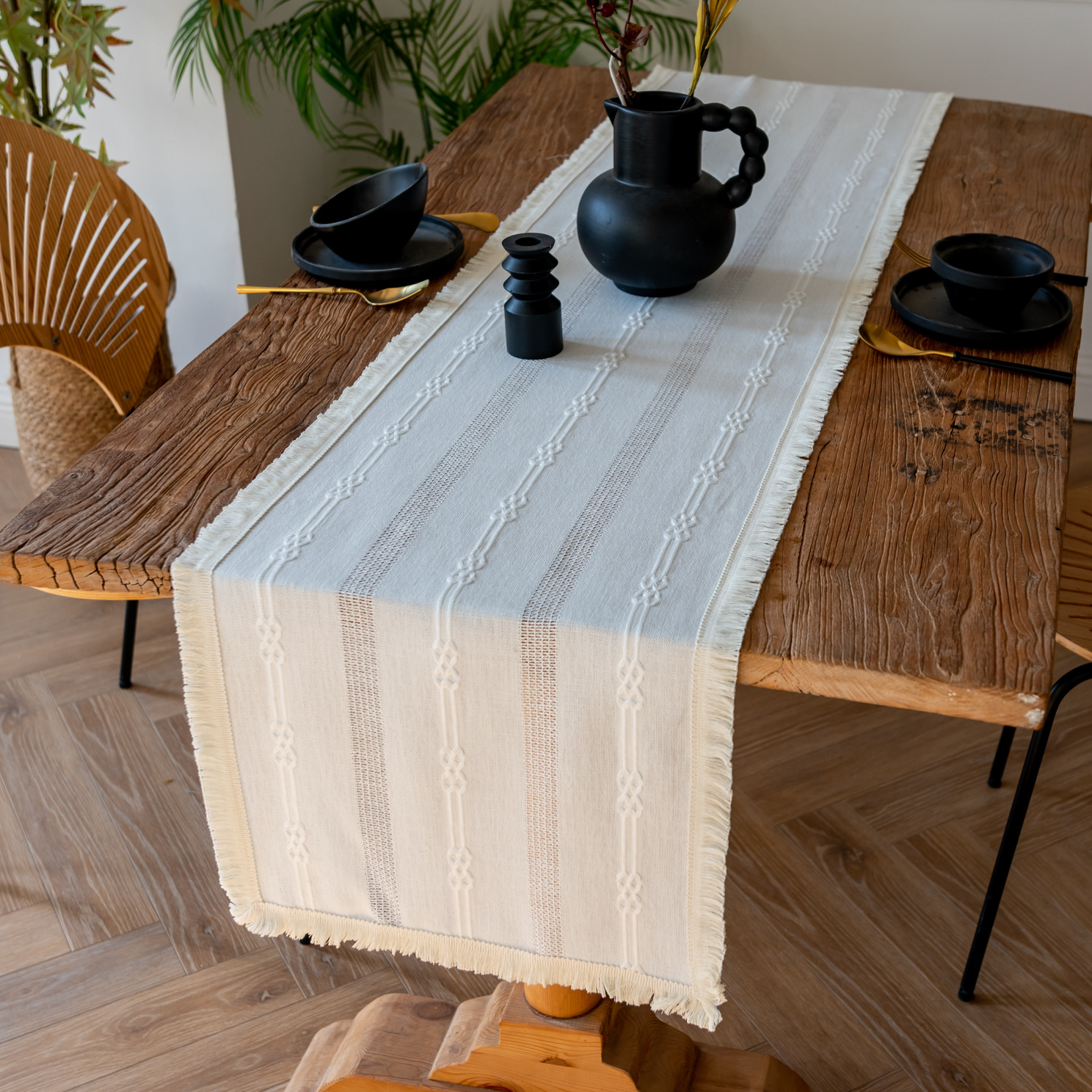 (Light Moon - tassel) American-style hollowed-out table flag woven home coffee table TV cabinet Hotel bed flag Yama pic 10