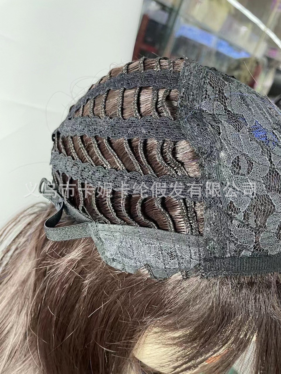 Europa y américa nueva mujer peluca larga temperatura fibra de seda negro azul pick up peluca al por mayor en stock pic 10