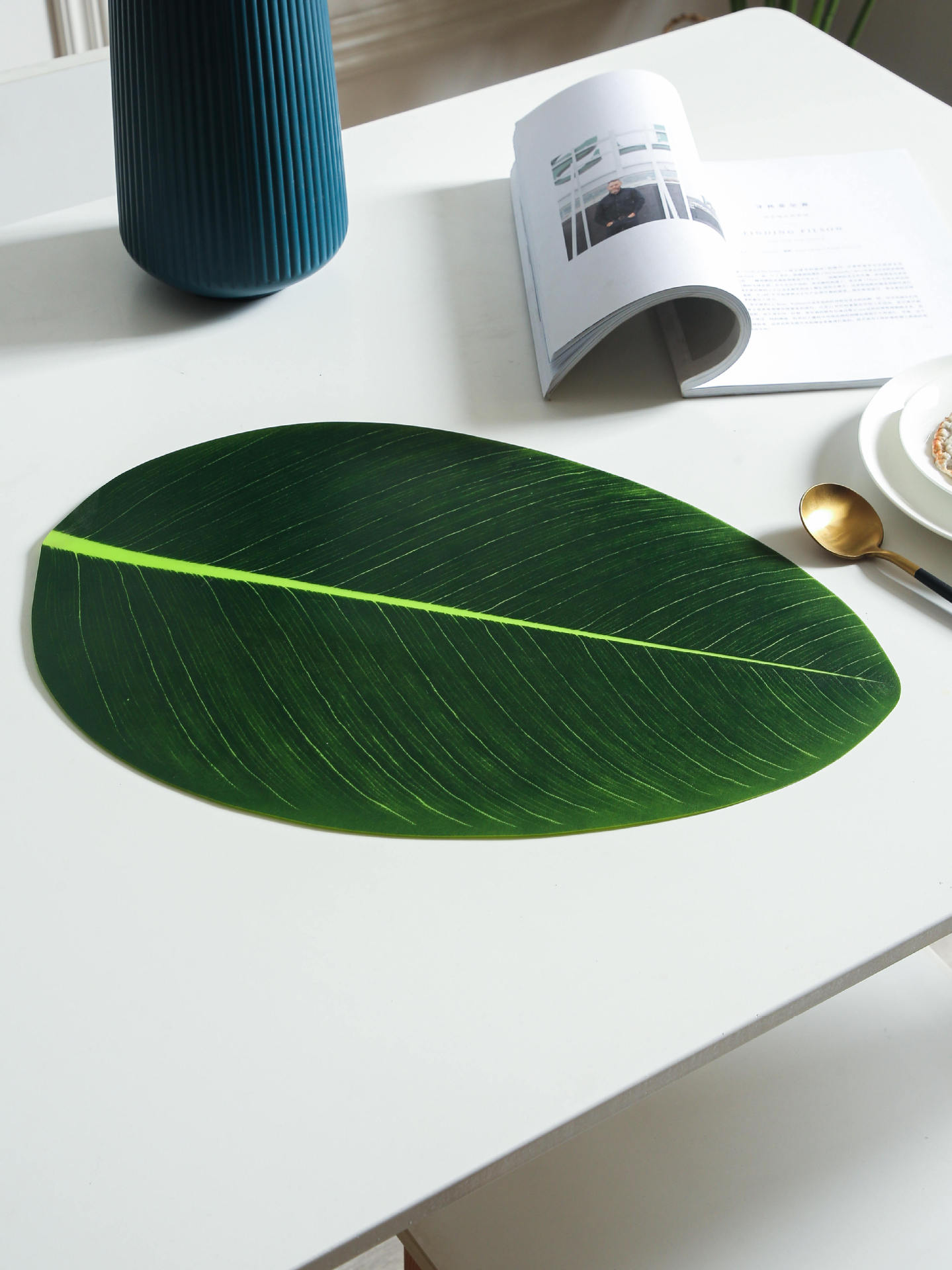 Cross-border artificial leaf PEVA Western-style placemats, home Nordic-style ins decorative placemats, waterproof, anti-slip and heat-insulating table MATS pic 8