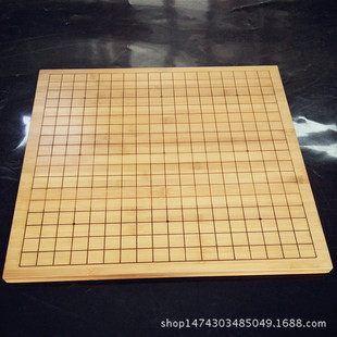 Oil-painted wooden chess set with chess box, wooden chess 9.9 yuan store supply, convenient to carry and store, including a set of chess pic 32