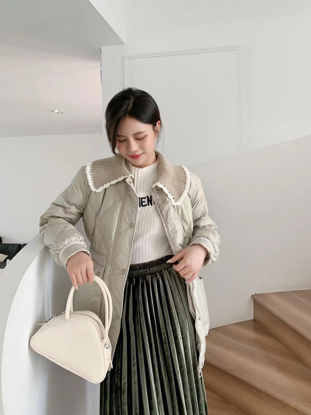 2022新款羽绒服女小香风短款韩版针织娃娃领时尚小个子冬外套潮详情31