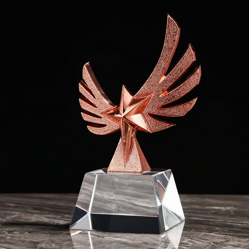 Creative crystal wings, five-pointed star handicrafts, custom engraving, competition event award trophies, souvenirs, Xiangyu Crystal pic 5