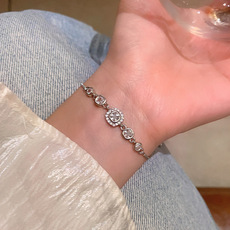 彩色锆石弹力绳手链女高级感轻奢气质闺蜜学生手镯时尚爆款手饰品详情4