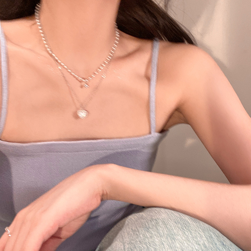 Summer pearl double-layer heart-shaped necklace for women, light luxury high-end design, niche layer-and-wear exquisite collarbone chain necklace, ins pic 4