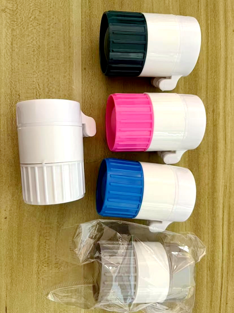 Medicine cutter, grinder, powder grinder, medicine box, baby and pet medicine cutter, German household portable new four-in-one pic 1