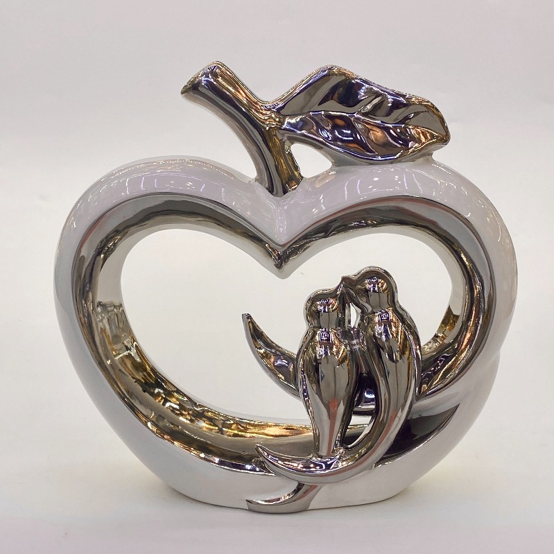 Apple ornaments, creative vases, ceramic ornaments, European-style electroplated gold handicrafts, home decoration ornaments, modern and simple couple ornaments, ceramic handicrafts, business wine cabinet decoration, wedding room decoration, wedding gifts pic 8