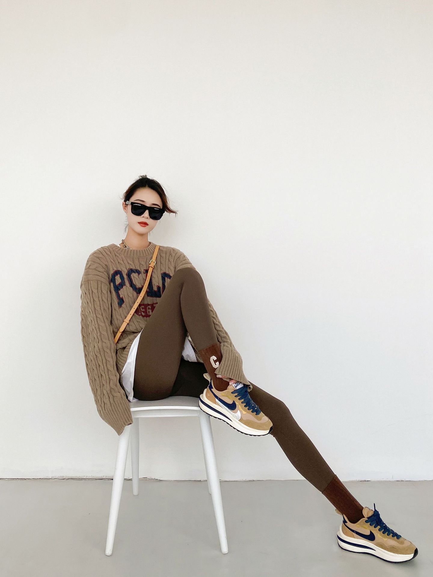 Wholesale of 2023 Spring and autumn tight-fitting high-waisted leggings, water-sparkling Barbie pants, a must-have for lifting buttocks, 9-inch pants, a one-piece replacement for women pic 40