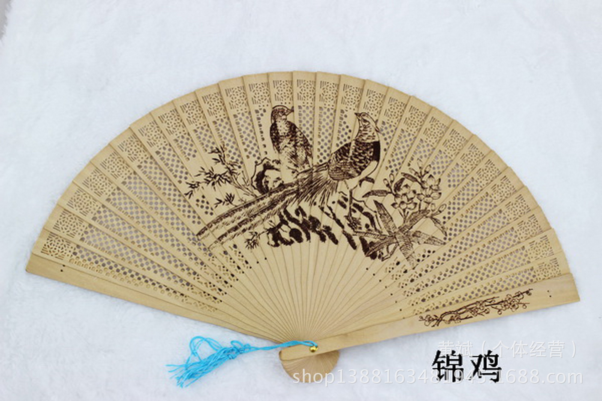 11只彩鹤扇子批发礼品扇禾木扇仿檀香扇带香镂空印花带扇盒详情33