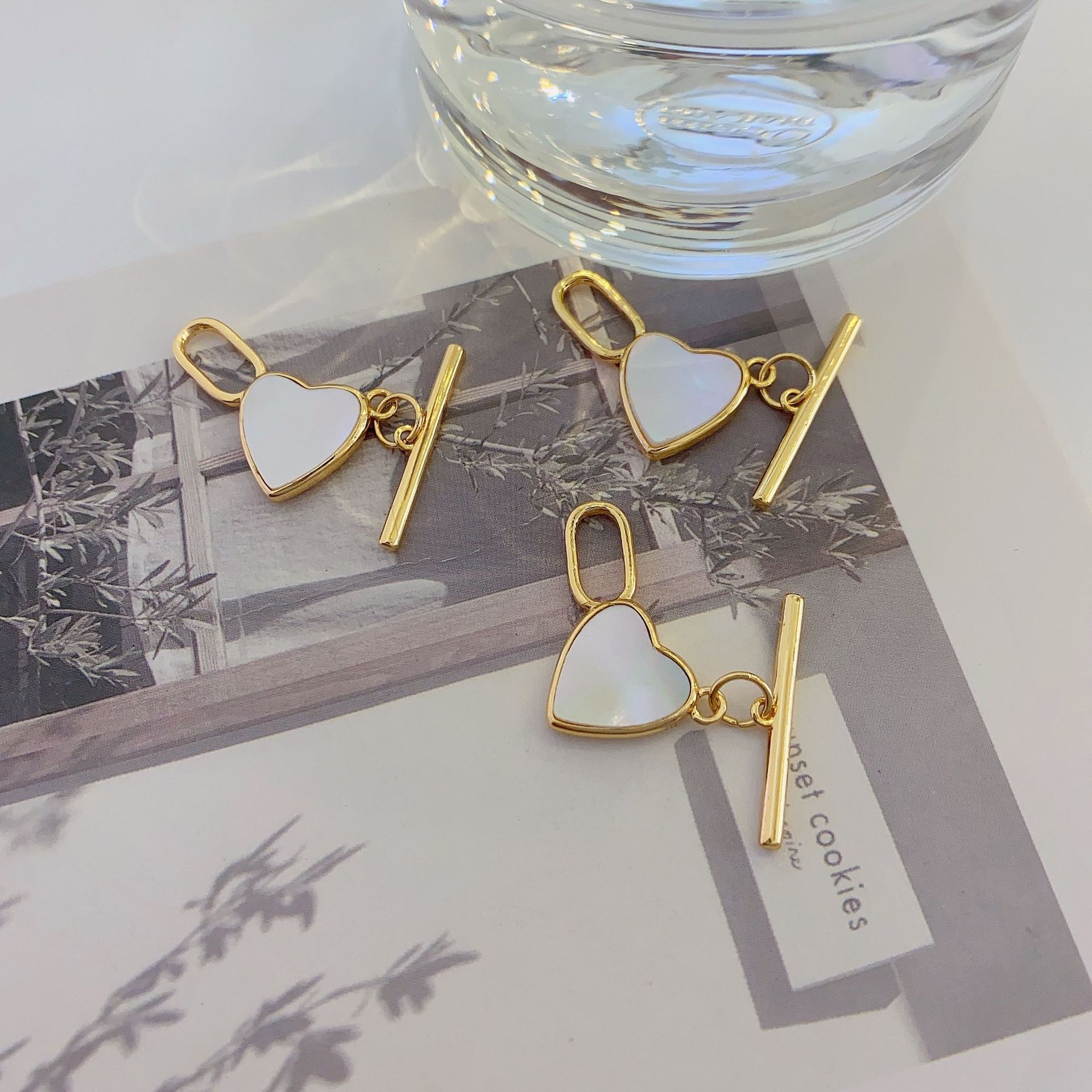 18k gold ot clasp gold heart-shaped real shell necklace bracelet link clasp Heart-shaped niche accessory diy handcrafted pic 11