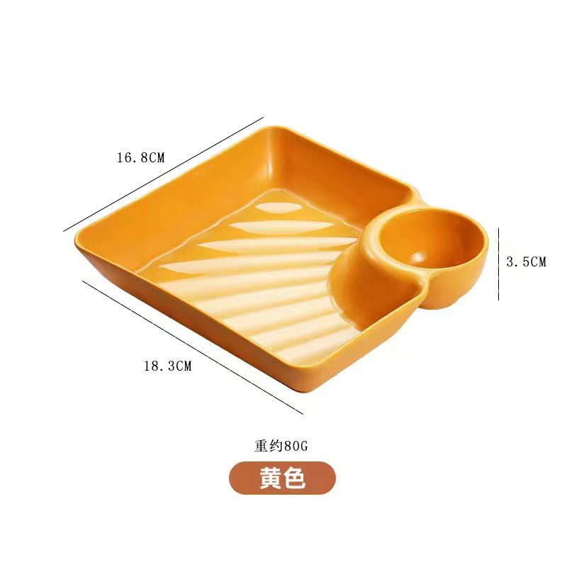 A simple Japanese dumpling plate pic 3