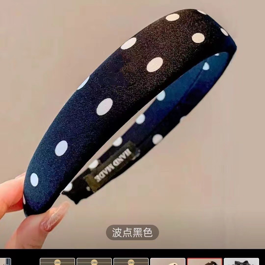 A versatile polka dot chanel-style fashionable hair band for Internet celebrities, a light luxury hair accessory for women, a wide-brimmed and stylish Korean-style headband pic 8