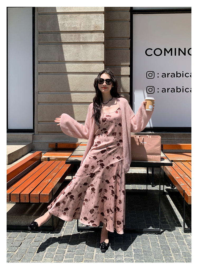 爱西里2024秋季韩系优雅气质吊带缎面印花连衣裙显瘦长裙女11731详情17