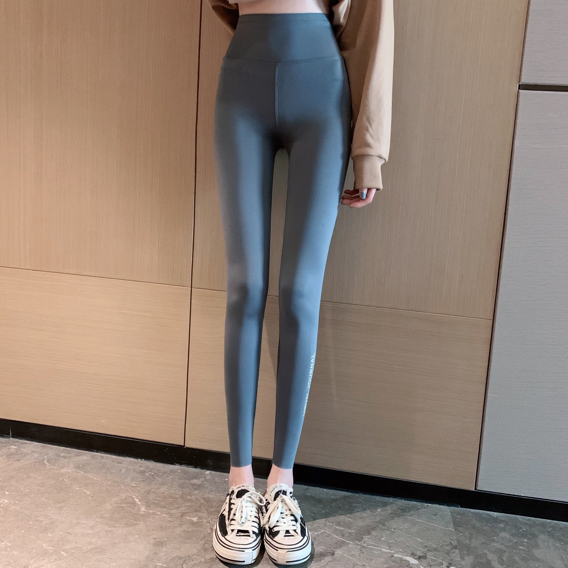 Three-point shark pants leggings for women, five-point summer thin tight-fitting outerwear, and nine-point letter-shaped belt-cinching and hip-lifting Barbie pants pic 84