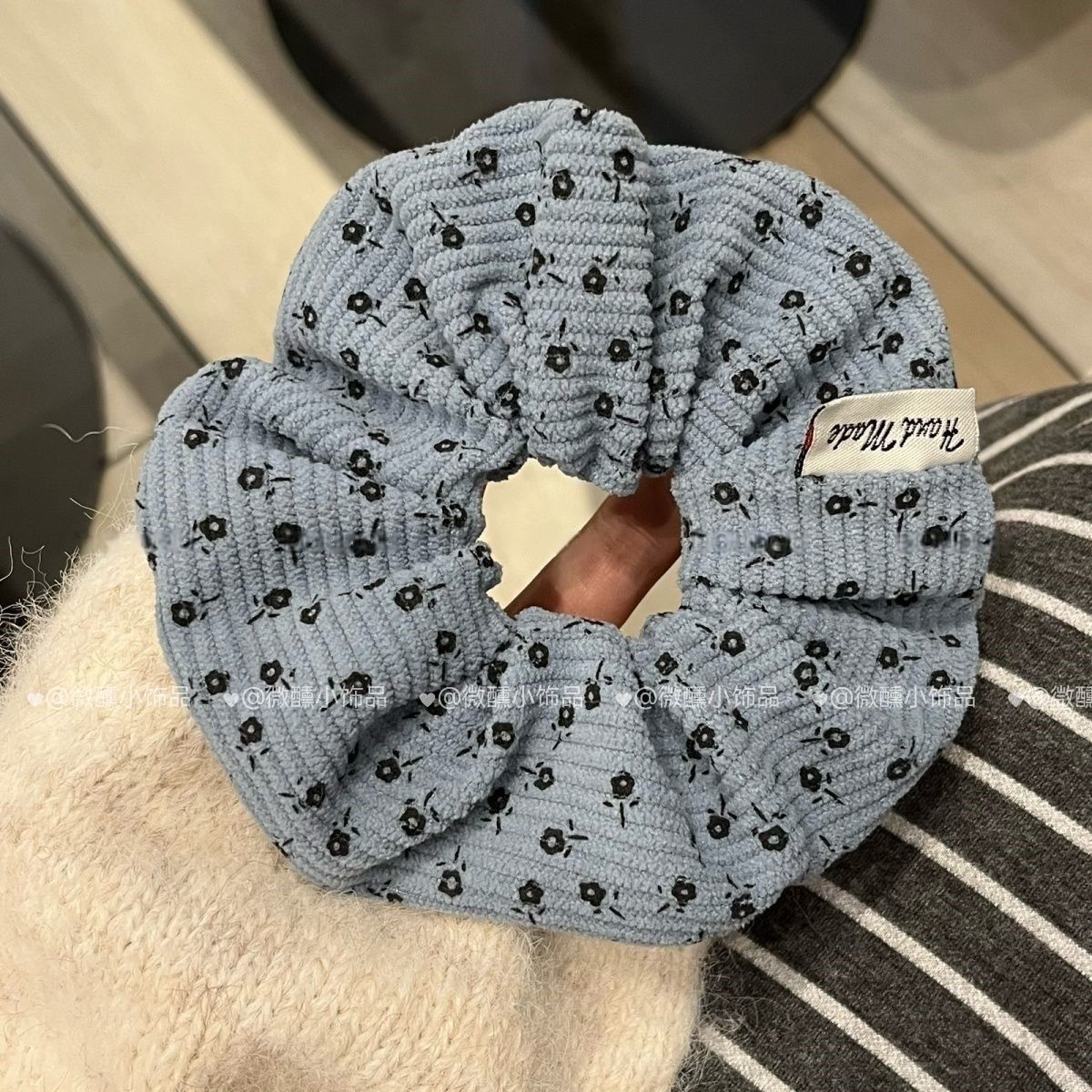 New college-style floral corduroy large hair tie, laid-back ponytail bun, hair tie and hair accessory pic 7