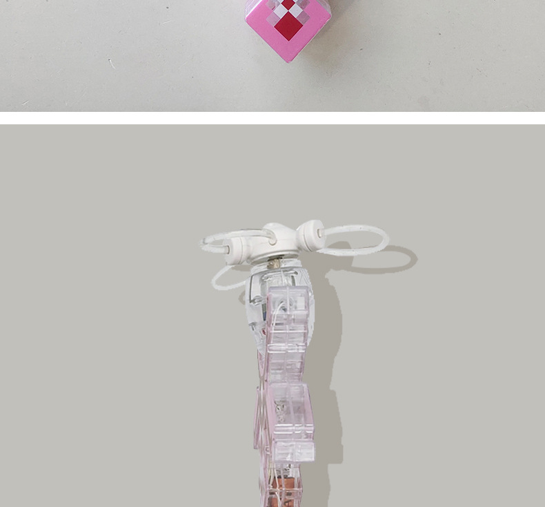 跨境热销儿童发光风扇七彩格子闪光棒孩童手持魔法棒发光玩具详情9