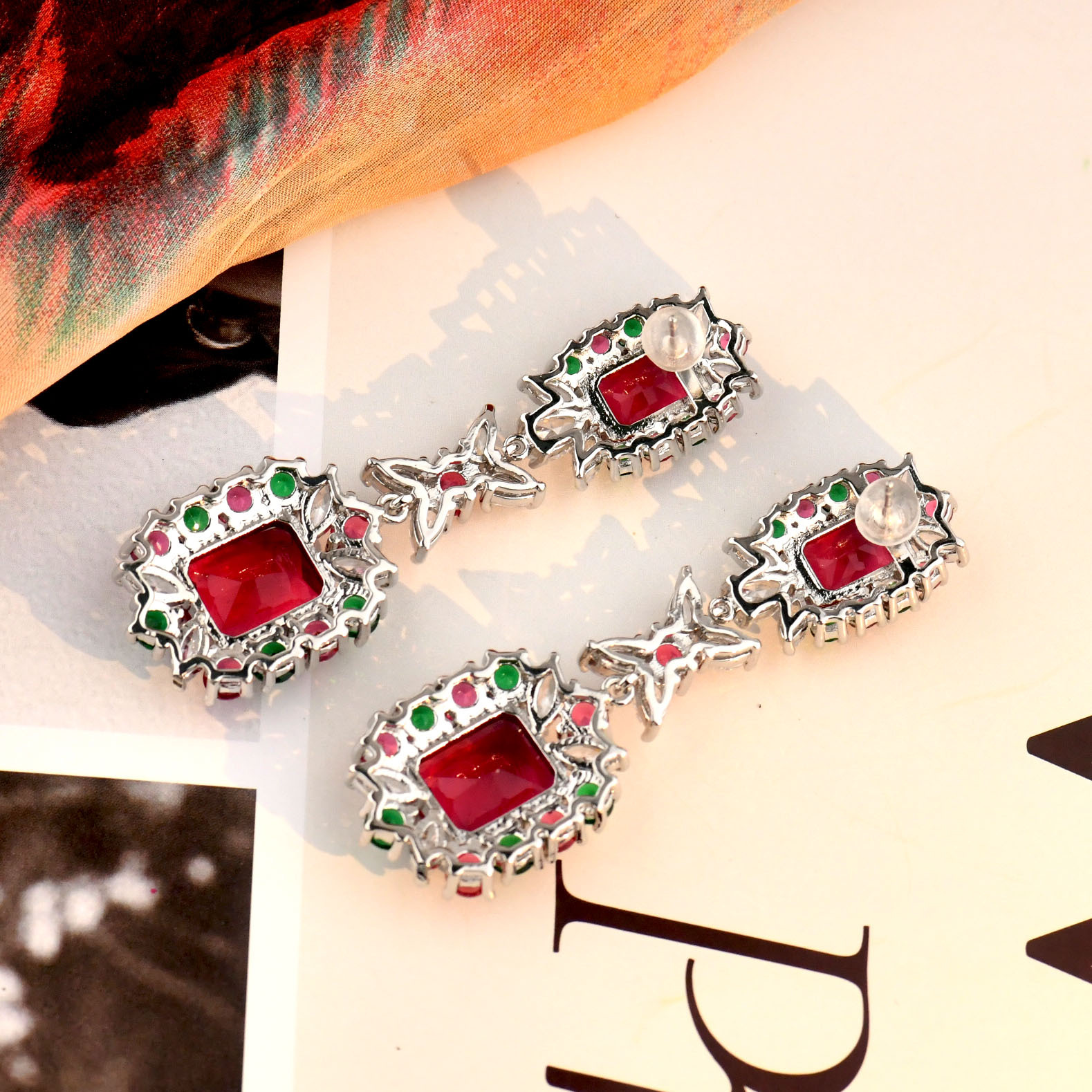 耳饰欧美气质夸张耳钉耳坠锆石满钻新款复古厂家批发现货详情4