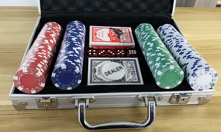 Factory direct sales, large quantities of chips in stock, 100 pieces, 200 pieces, 300 pieces, 500 pieces aluminum box chip sets pic 13