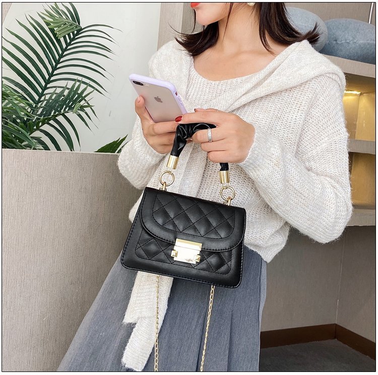 2024秋季新款时尚链条包包女斜挎包小方包简约菱格腋下包单肩包详情27