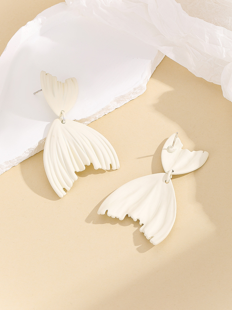 铜喷漆美人鱼尾高级感耳环女法式优雅气质轻奢耳饰品百搭耳钉批发详情3