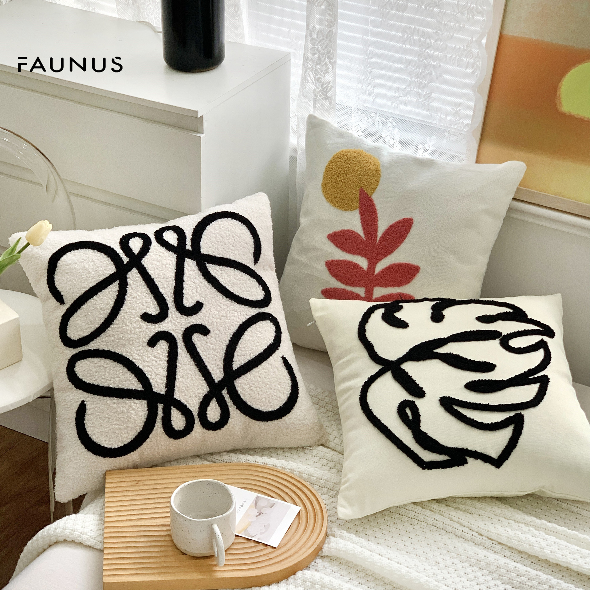 新款法式郁金香玫瑰刺绣跨境沙发抱枕酒店装饰棉麻靠枕抱枕套详情1