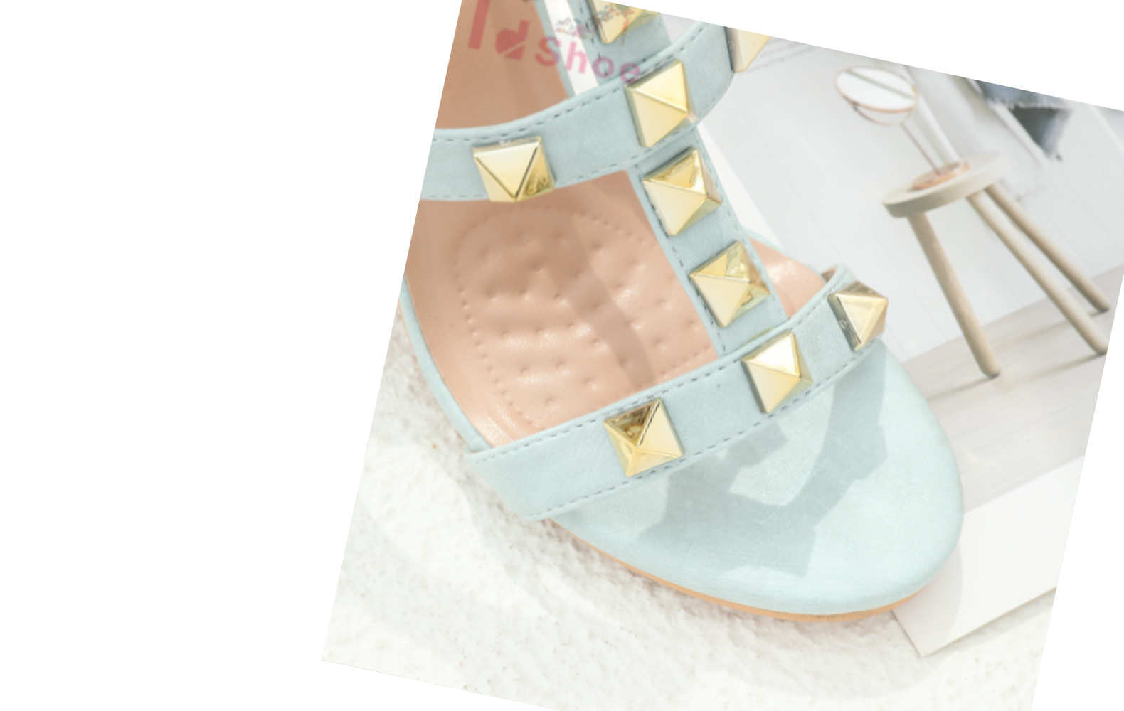 复古高跟凉鞋广州女鞋粗跟中跟一字带铆钉鞋子女新款高跟鞋工艺鞋详情7