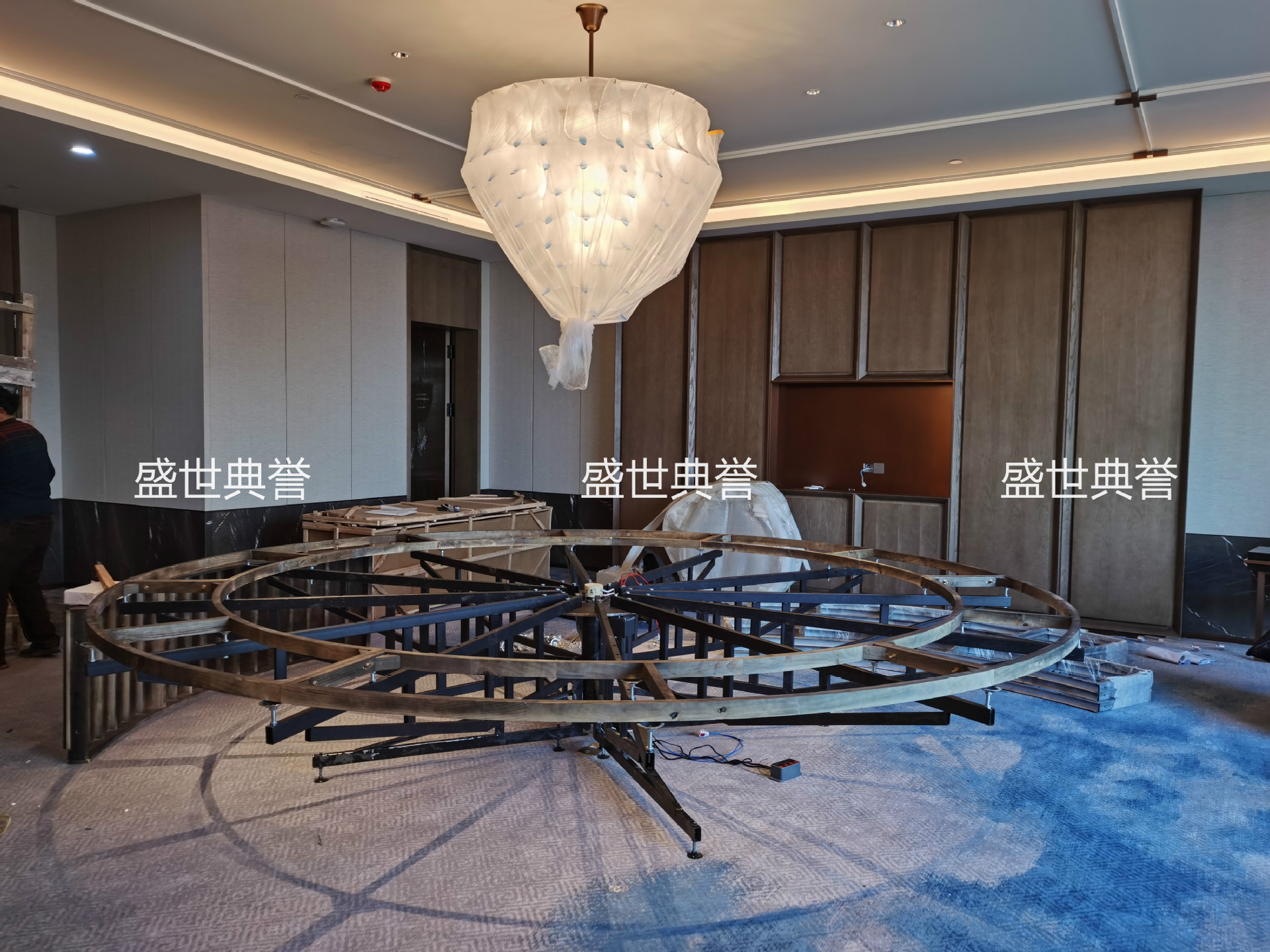 Electric dining tables for five-star hotels in Yichun, marble electric round tables for private rooms in resort hotels, and dining tables for seafood restaurants pic 2