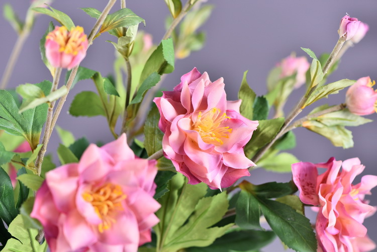 Dongli Flower Industry Factory directly sells artificial roses, ice mountain roses, home furnishings, hotels, shopping malls, wedding decorations, artificial flower bouquets, and high-end ornaments pic 12