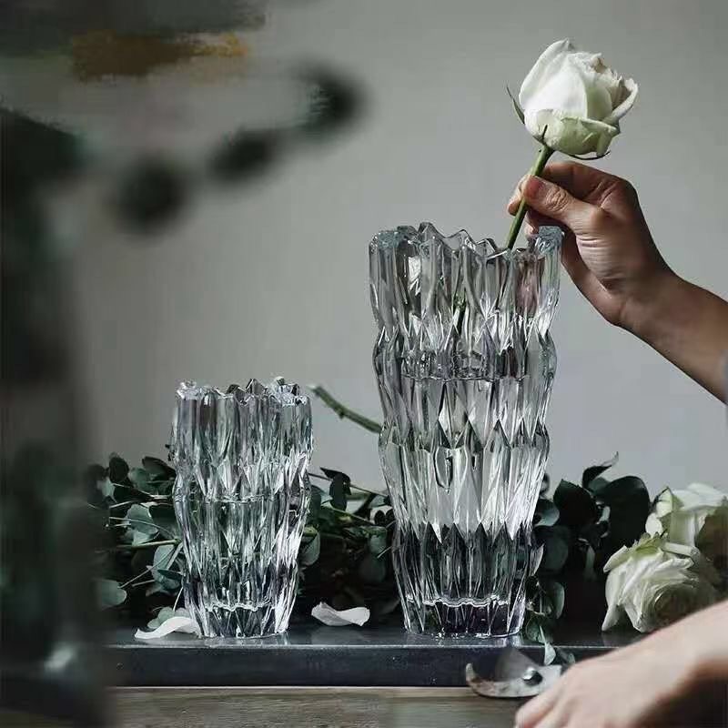 Simple thickened crystal glass vase with serrated mouth, starry sky, water-grown lily, flower arrangement, crystal glass shared vase, living room dining table, home ins decoration pic 19