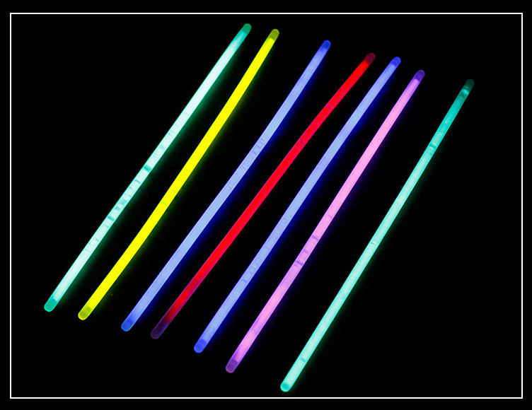 抖音同款一次性七彩荧光棒演唱会酒吧跳舞搞怪气氛发光闪光道具详情44