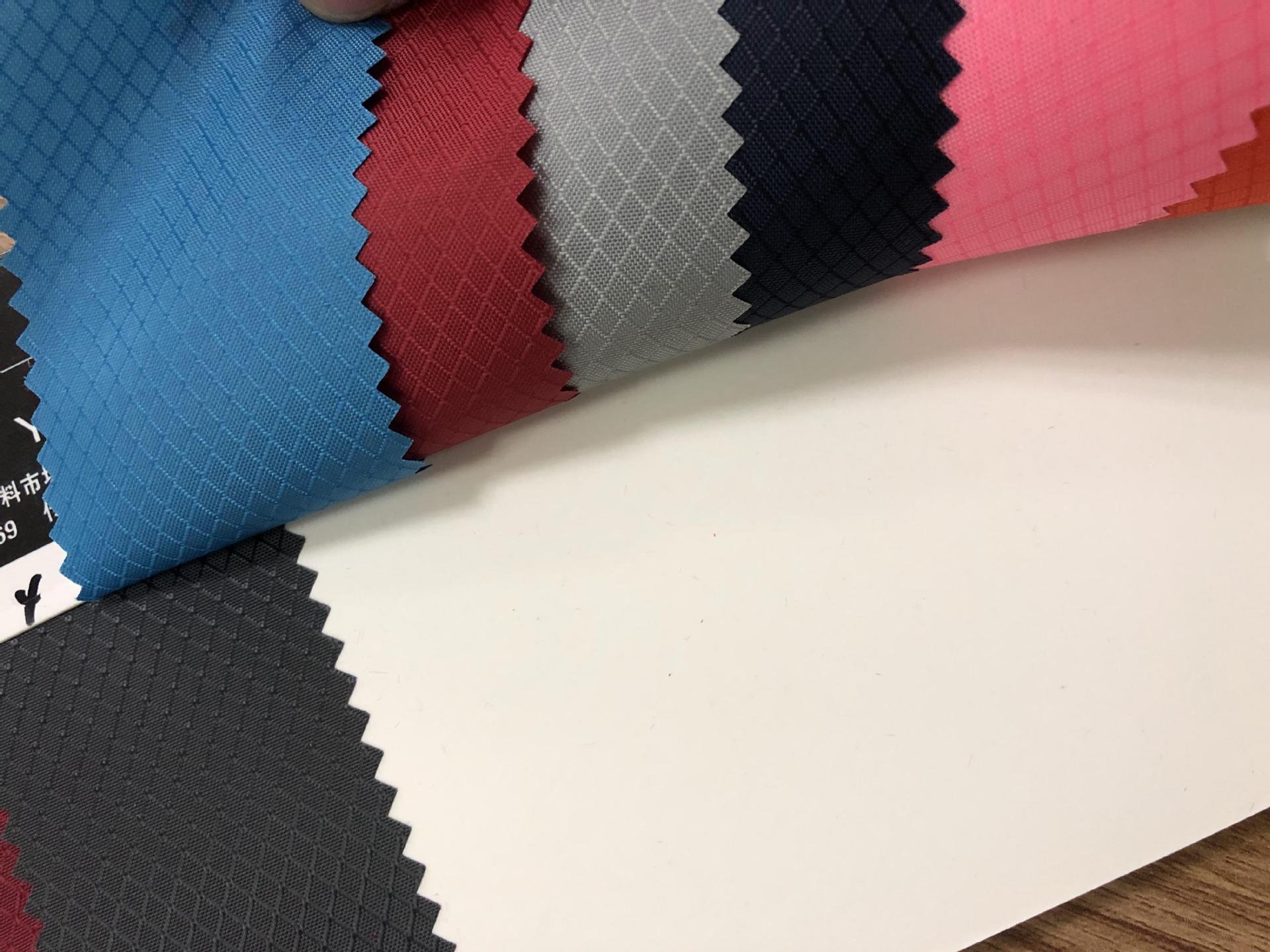 Diamond-shaped checkered PU water-like Oxford cloth for luggage, schoolbags, backpacks, tablecloths, handbags, tents, Oxford cloth fabric wholesale pic 3