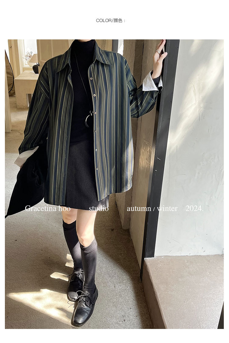 The First batch of Thirteen Factories 2024 autumn/winter new simple and laid-back style top, retro loose long-sleeved striped shirt for women pic 16