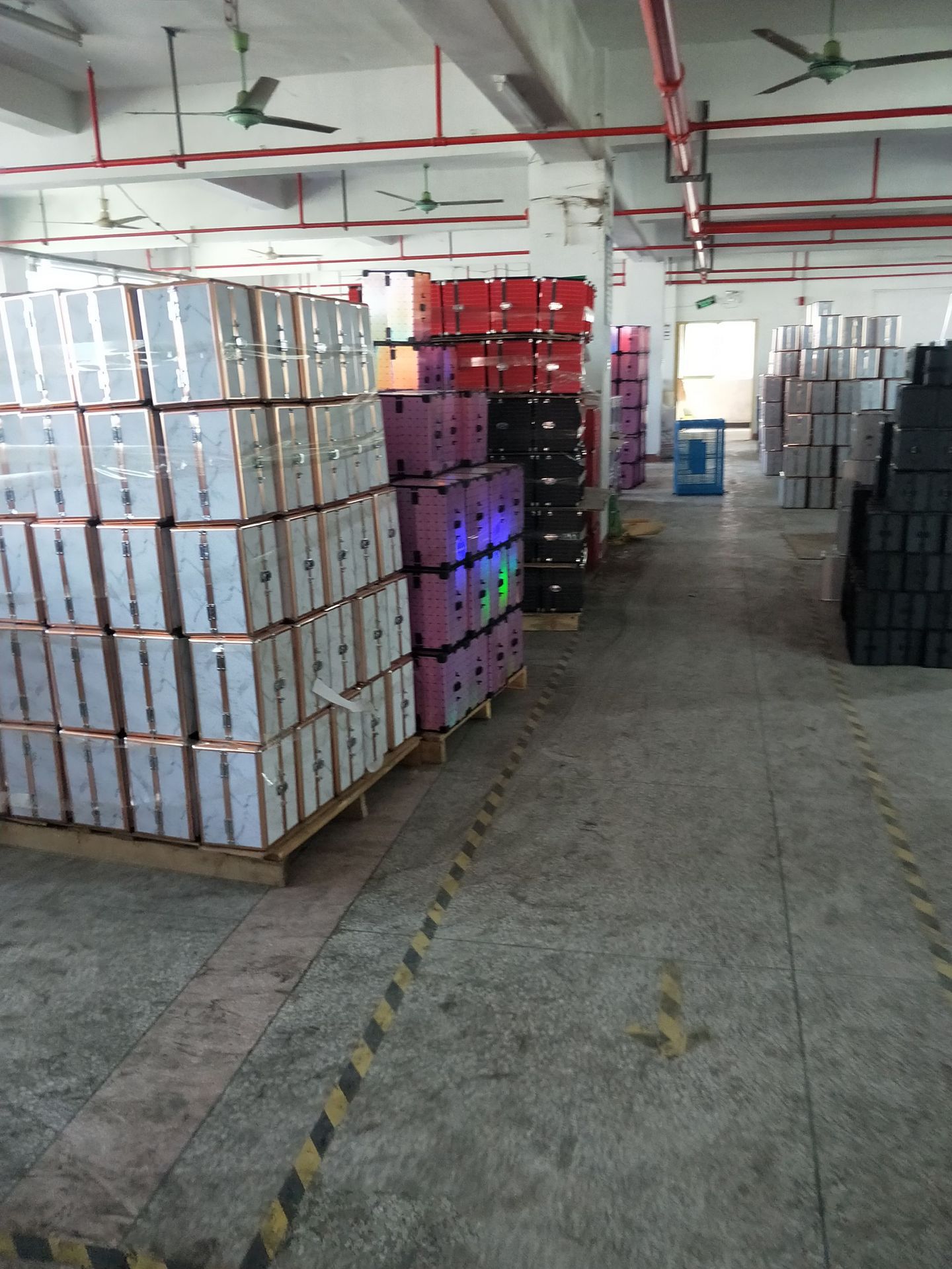 12112403952_954206895