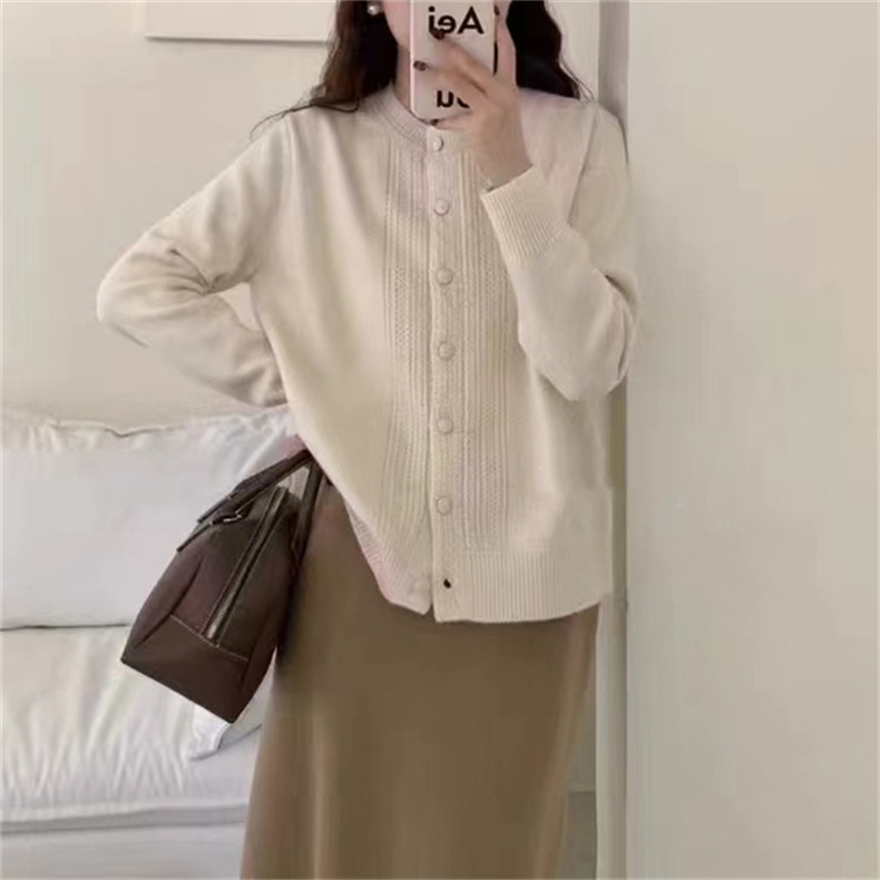 2024秋冬新款韩系针织衫蕾丝拼接复古甜美减龄小香风显瘦毛衣女潮详情7