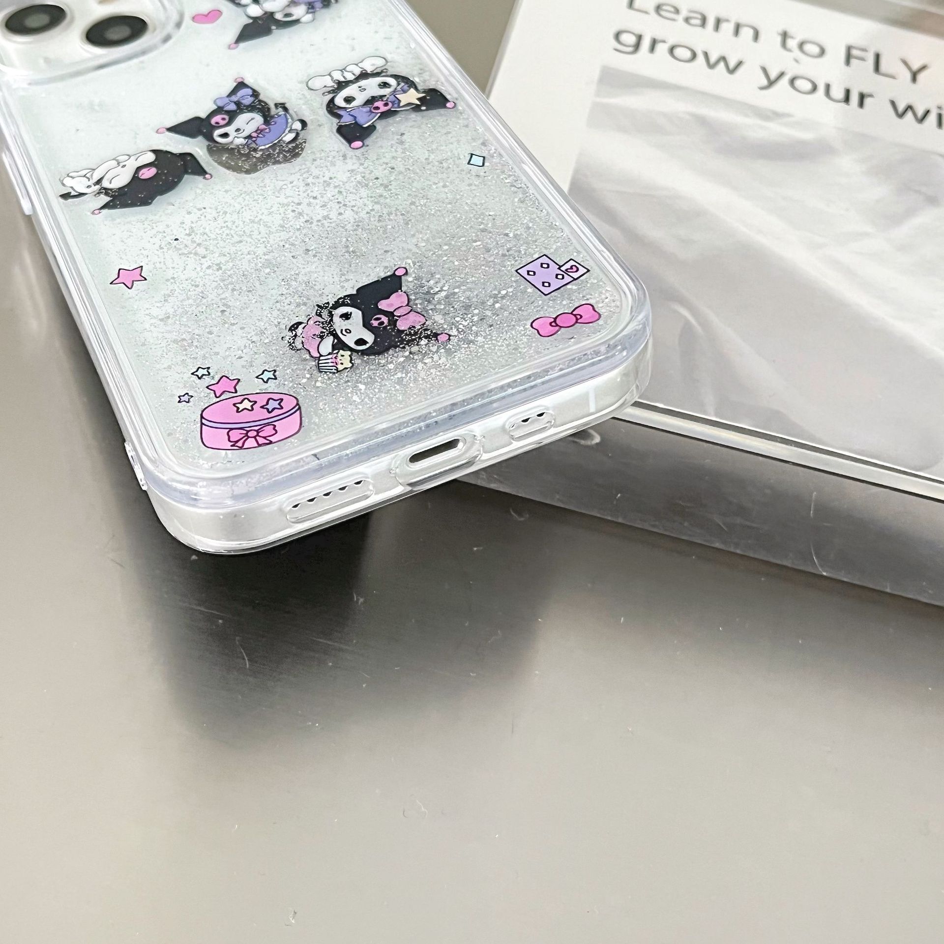The popular cartoon is cute and fun, suitable for iPhone14pro max and iPhone 15. The phone case is 13/12 transparent with flowing sand pic 45