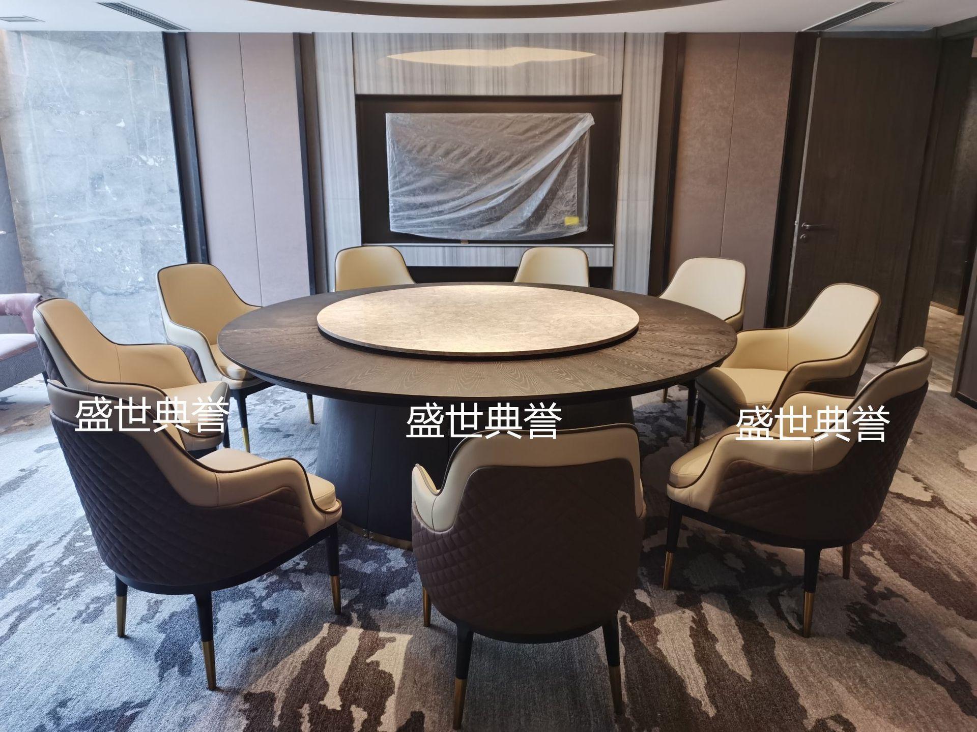 Solid wood dining tables and chairs for five-star hotels in Anshan, solid wood Bentley chairs for seafood hotels, modern light luxury dining chairs and armchairs pic 23