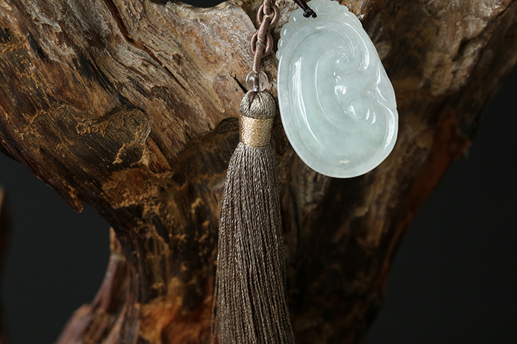Natural jade tassels, car hangers, ruyi bag hangers, key hangers, ancient and traditional Chinese style waist accessories, Hanfu, step-restricted cheongsam, lapel pic 6