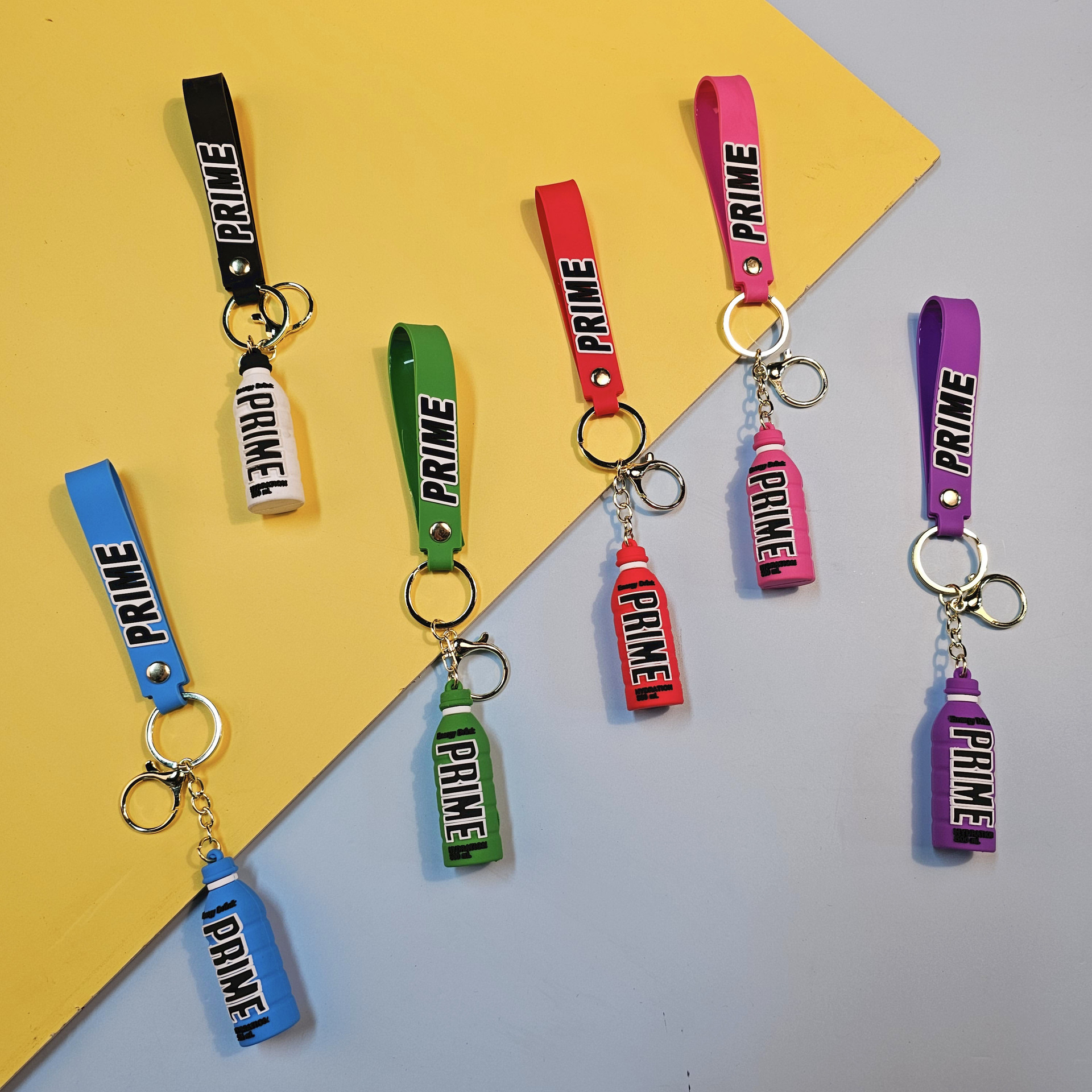 新瓶子prime drink酒瓶挂件钥匙扣盲盒地推学生包包配件公仔批发详情6