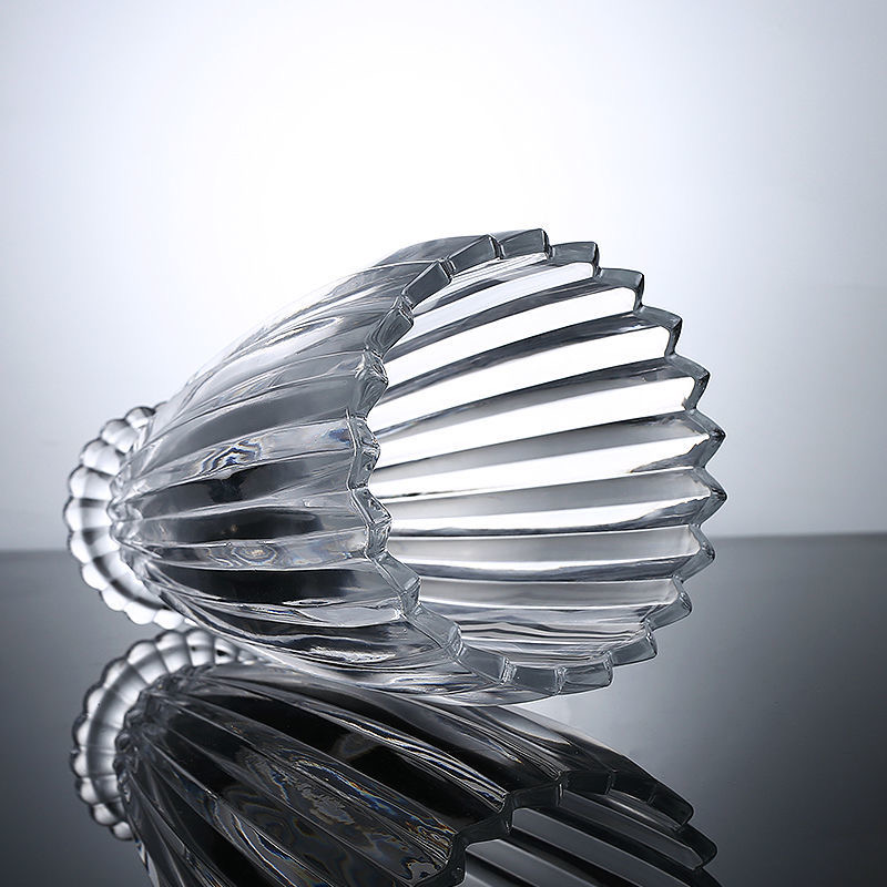 The Yuxing Glass Flame Series flower arrangement is a modern and simple home living room decoration. It features a transparent glass hydroponic flower arrangement and a creative and fashionable glass vase pic 16