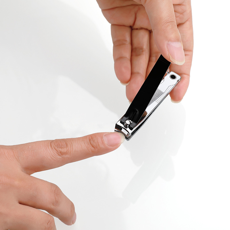 工厂鼻毛尖剪圆头修鼻毛小剪刀美妆工具黑色眉毛剪A剪现货批发详情13