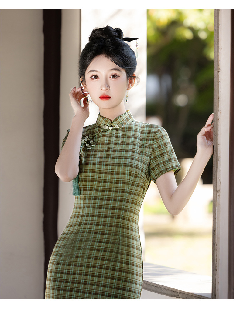 国潮新款改良格子旗袍中长款新中式年轻款气质显瘦日常通勤详情14