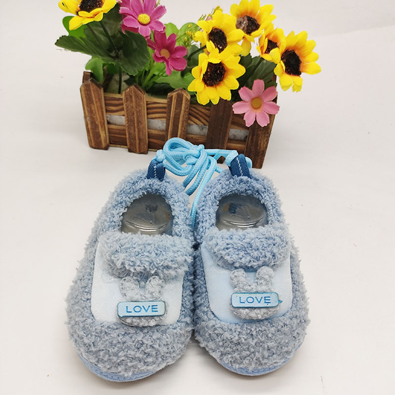 Baby shoes for 0-1 year old, soft-soled walking shoes for autumn and winter, cotton shoes for boys and girls aged 6-9 to 12 months, and shoes for newborns pic 1