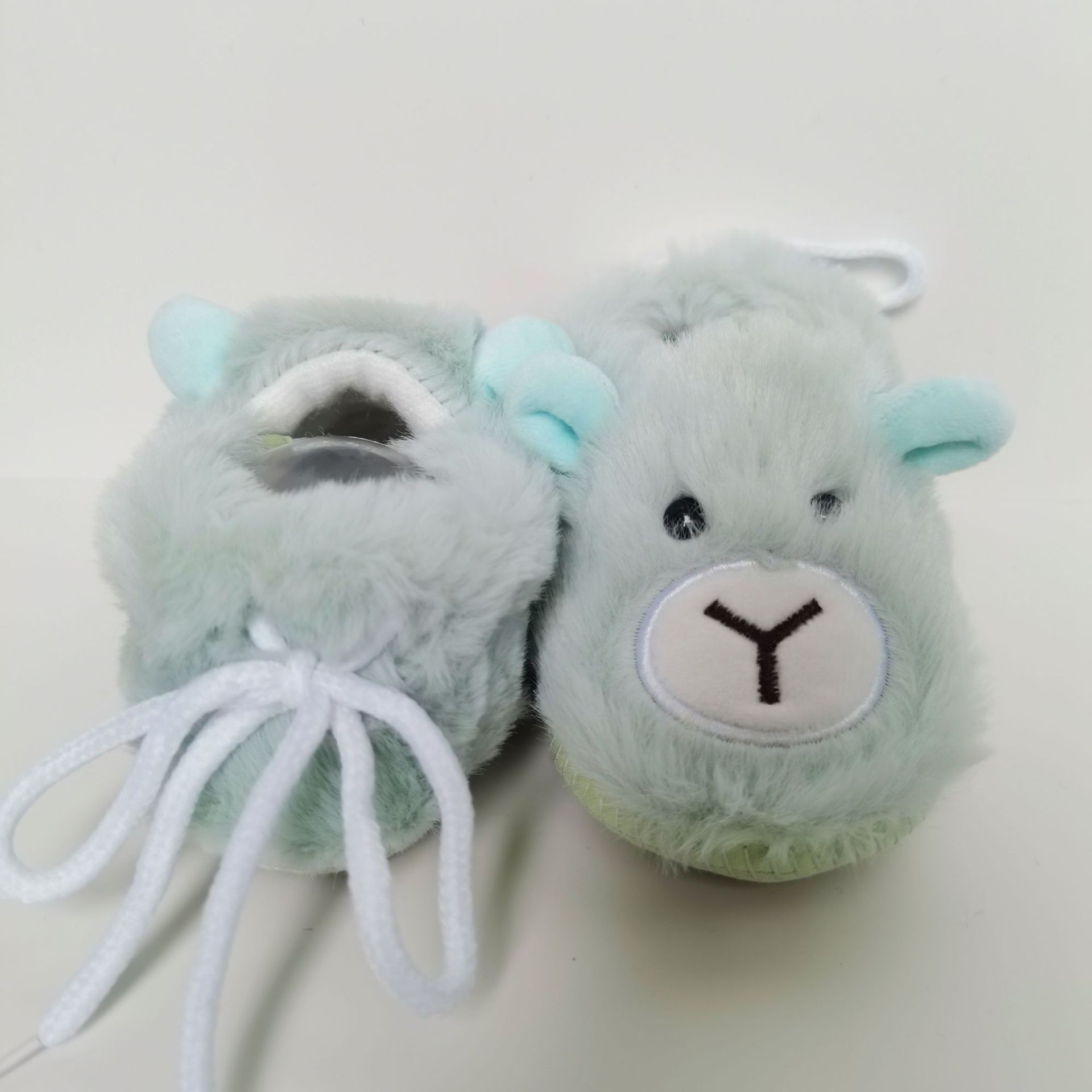 Zapatos de bebé recién nacidos 0-diciembre invierno con peluche y espesor de bebé anti-caída suela suave zapatos de algodón caliente no caen zapatos de pelusa pic 5