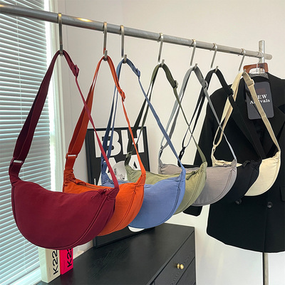 花棉袄潮酷水桶包新款2024春季个性民族风单肩包国潮复古斜挎女包详情20